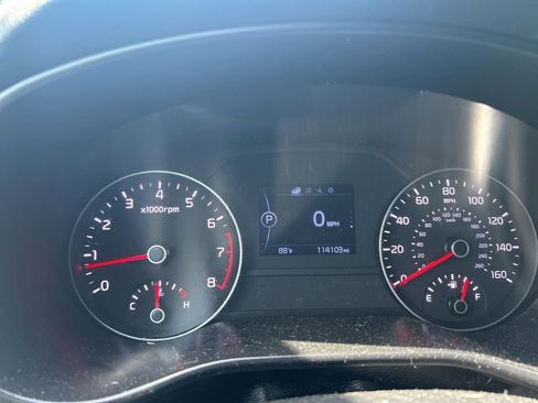 Used 2019 Kia Sportage LX w/ Option Group 017 FWD image 8