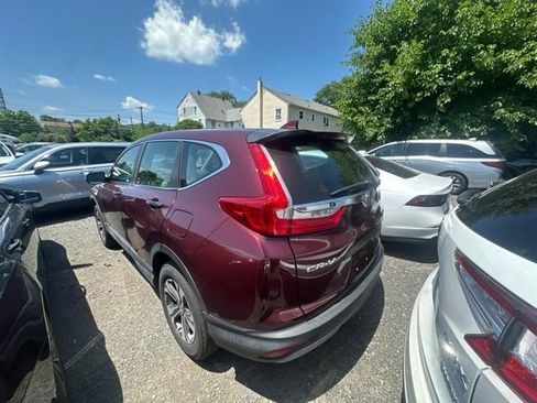 Used 2018 Honda CR-V LX image 3