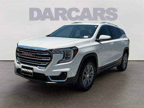 Used 2023 GMC Terrain SLT w/ Infotainment Package II AWD/4WD image 3