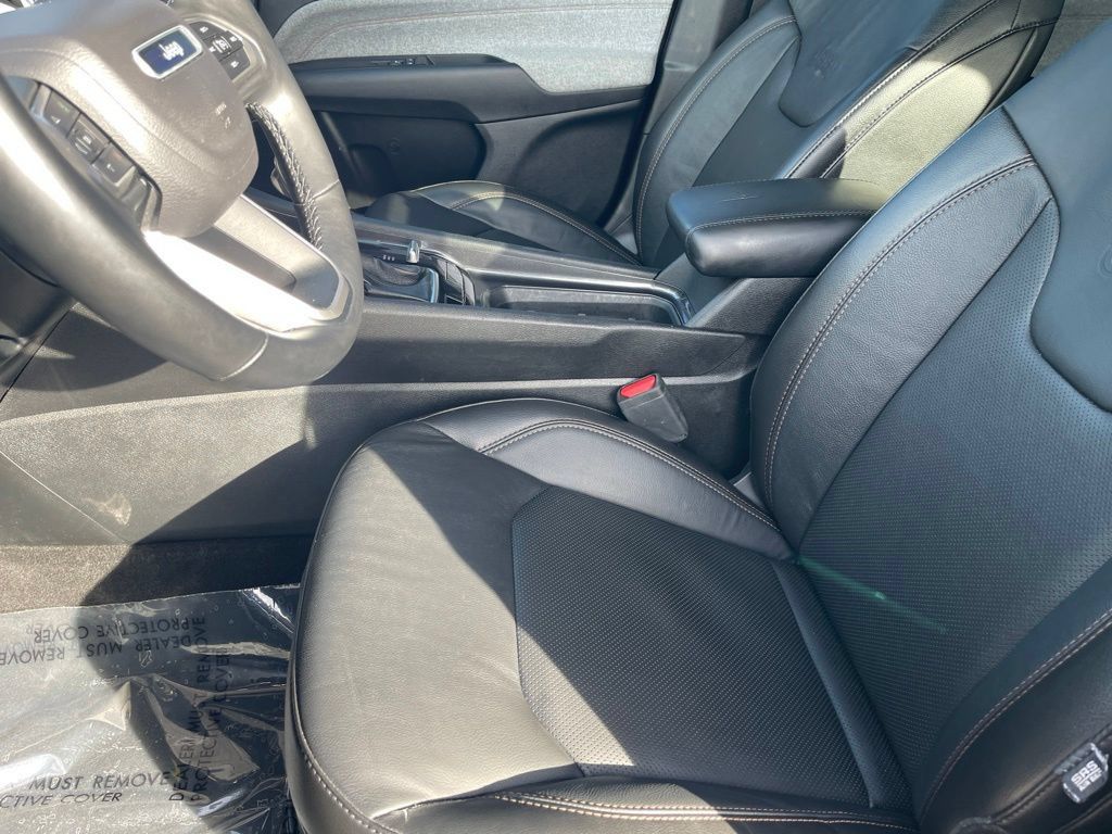 Used 2022 Jeep Compass Latitude AWD/4WD image 18