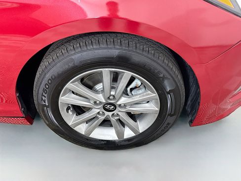 Used 2017 Hyundai Sonata SE image 30