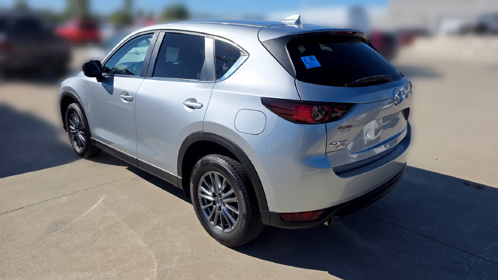 Used 2017 MAZDA CX-5 Touring w/ Preferred Equipment Package AWD/4WD image 3