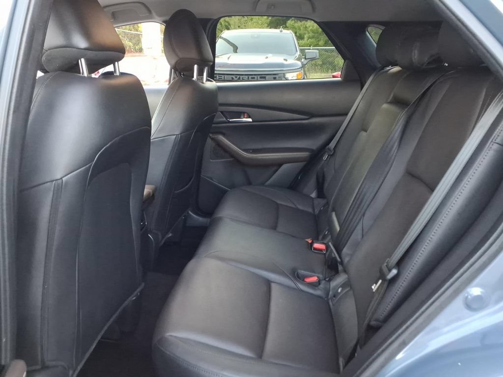 Used 2021 MAZDA CX-30 FWD 2.5 S w/ Premium Package image 17