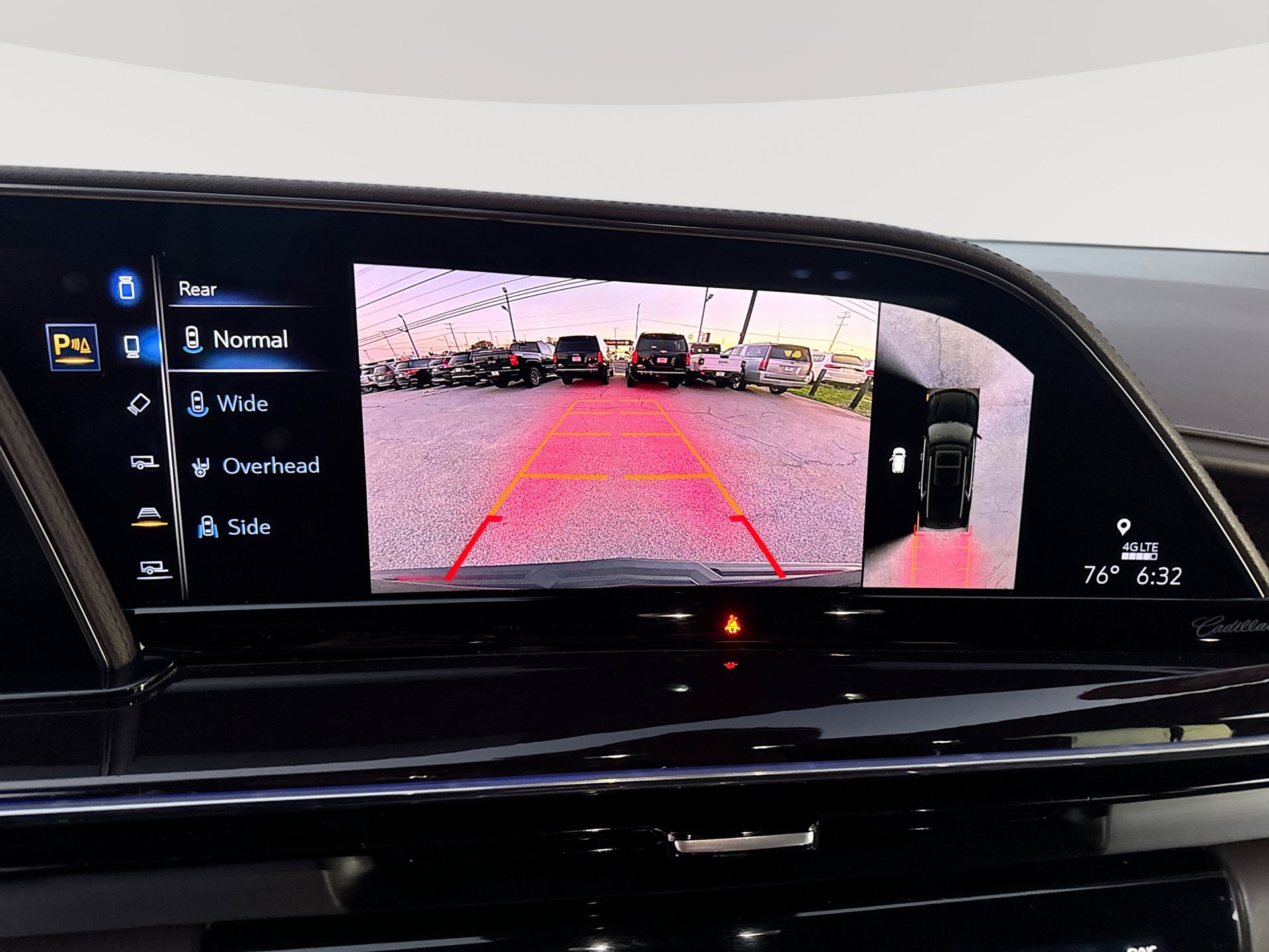 Used 2022 Cadillac Escalade ESV Premium Luxury Platinum AWD/4WD image 25