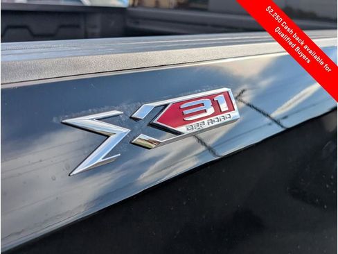 New 2026 GMC Sierra 1500 SLT w/ SLT Premium Plus Package image 10