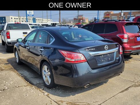 Used 2013 Nissan Altima 2.5 SV w/ 2.5SV Convenience Pkg image 3