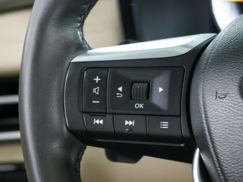 Used 2023 INFINITI QX60 Luxe w/ Performance Audio Package AWD/4WD image 13