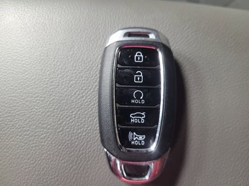 Used 2021 Hyundai Elantra SEL image 32