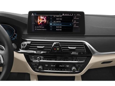 Certified 2023 BMW 530e w/ M Sport Package image 13