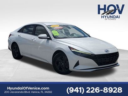 Certified 2022 Hyundai Elantra SEL