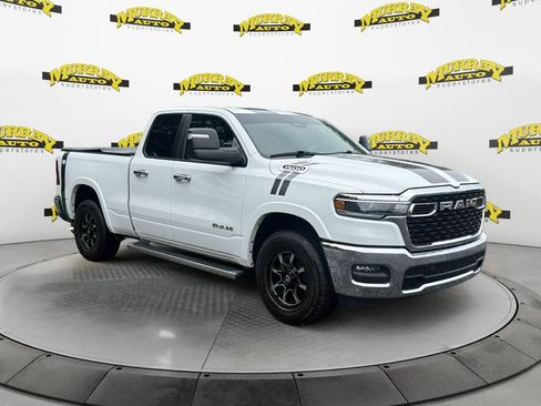Used 2025 RAM 1500 Big Horn AWD/4WD image 7