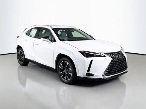New 2026 Lexus UX 300h FWD image 3
