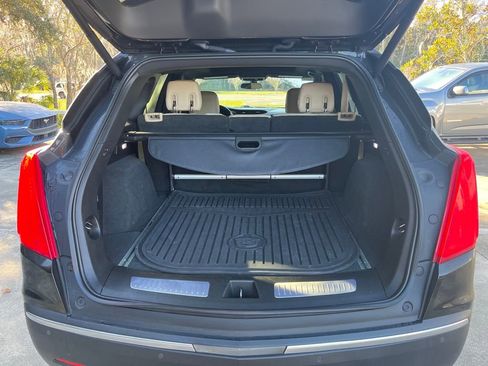 Used 2018 Cadillac XT5 Luxury image 32