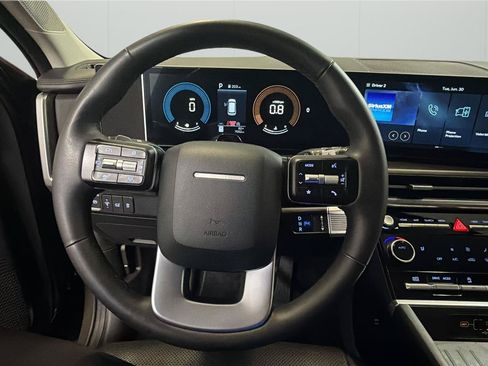 Certified 2025 Hyundai Santa Fe SEL FWD image 22
