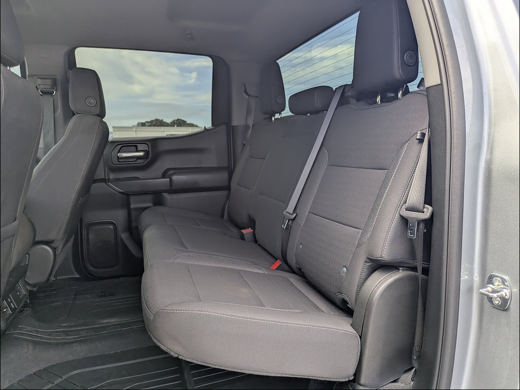 Used 2025 Chevrolet Silverado 1500 Custom w/ Turbomax Blackout Package RWD image 17