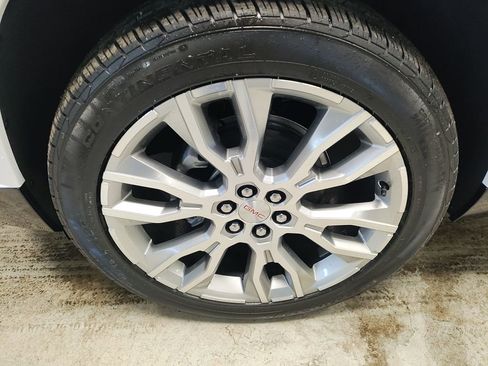 New 2026 GMC Acadia Denali w/ Super Cruise Package image 20