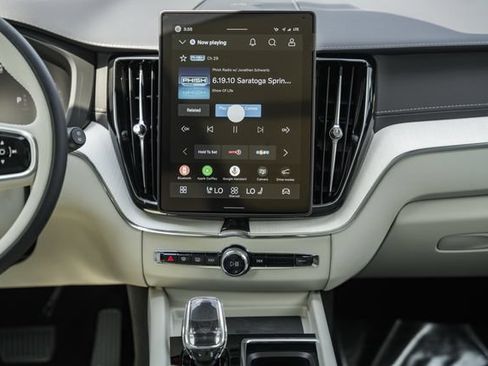 New 2026 Volvo XC60 B5 Ultra w/ Protection Package Premier AWD/4WD image 22