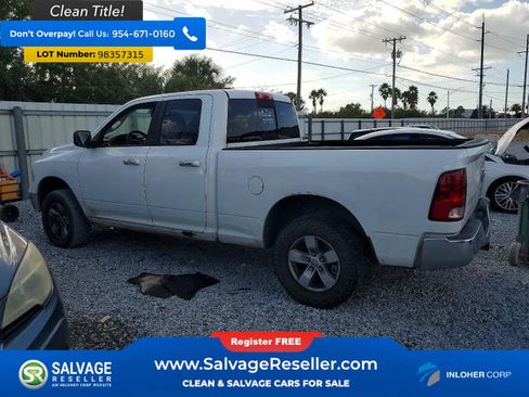 Used 2013 RAM 1500 Classic SLT w/ Premium Display Pkg AWD/4WD image 3