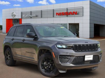 Used 2025 Jeep Grand Cherokee Altitude