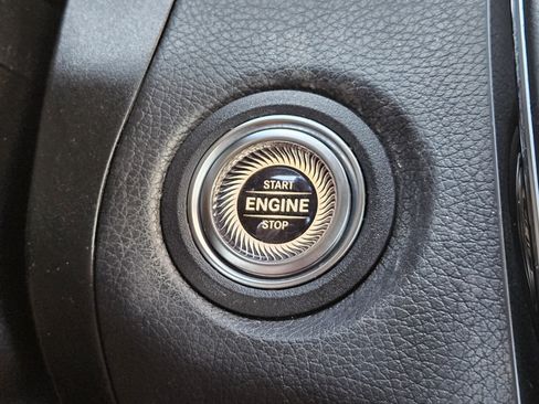 Certified 2022 Mercedes-Benz GLC 300 4MATIC image 21