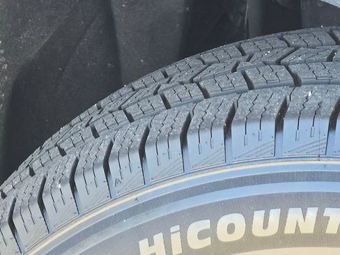 Used 2023 Chevrolet Tahoe LT image 28