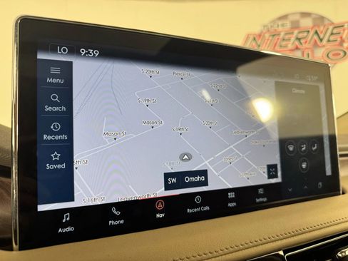 Used 2023 Lincoln Nautilus Reserve image 19