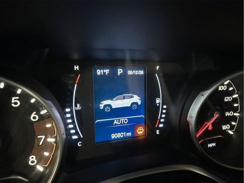 Used 2018 Jeep Compass Sport w/ Cold Weather Group AWD/4WD image 25