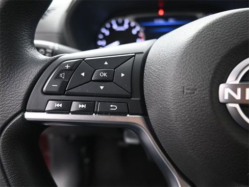 Used 2024 Nissan Sentra SV image 7