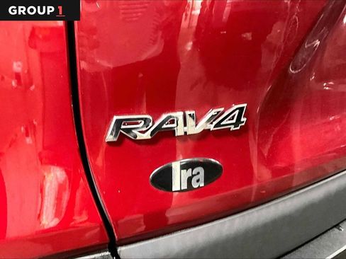 Certified 2022 Toyota RAV4 XLE image 9