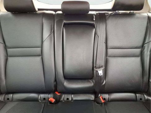 Certified 2021 Nissan Rogue SV w/ Premium Package FWD image 15