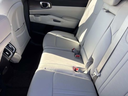 New 2026 Kia Sorento EX image 18