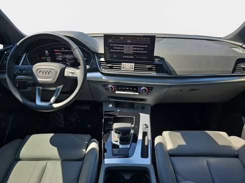 Used 2024 Audi Q5 2.0T Premium w/ Summer of Audi Package AWD/4WD image 10