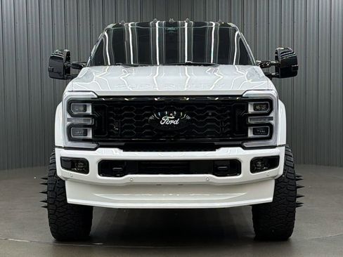 Used 2026 Ford F450 Platinum w/ FX4 Off-Road Package image 8