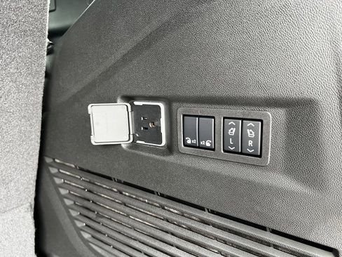 New 2025 Chevrolet Tahoe Premier image 19