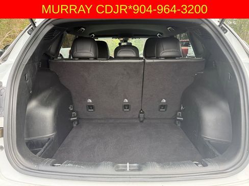 Used 2024 Jeep Compass Latitude image 30