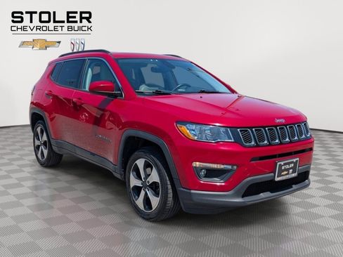 Used 2018 Jeep Compass Latitude w/ Popular Equipment Group AWD/4WD image 7