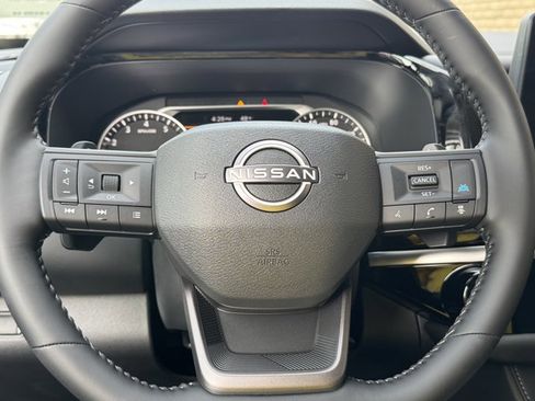 New 2026 Nissan Pathfinder SV w/ Cargo Package AWD/4WD image 19