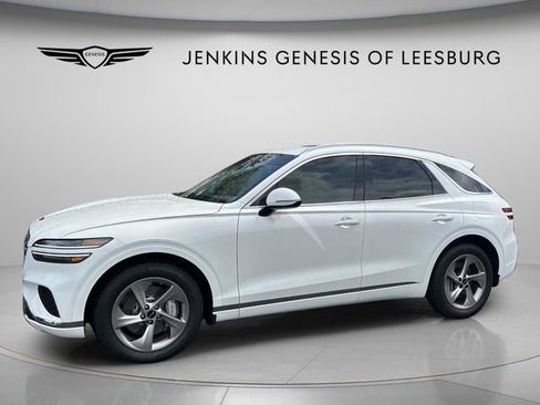 Used 2026 Genesis GV70 2.5T Select image 10