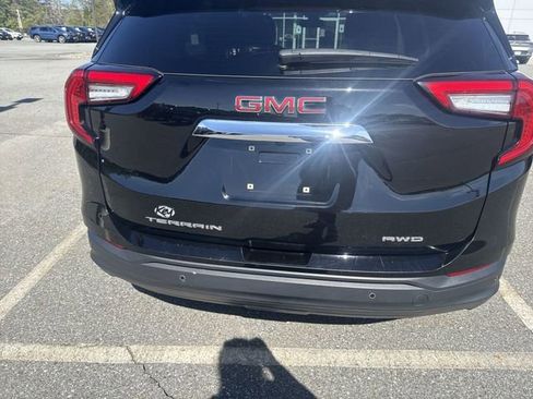 Used 2022 GMC Terrain SLE w/ Driver Convenience Package AWD/4WD image 33