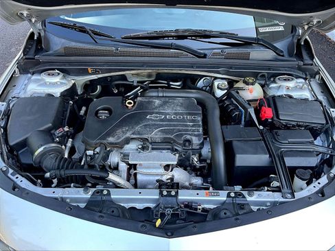 Used 2016 Chevrolet Malibu LT FWD image 29