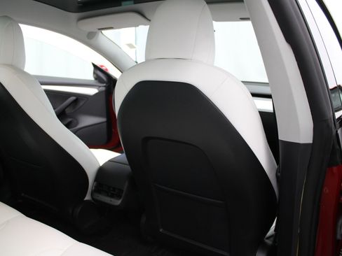 Used 2021 Tesla Model 3 Standard Range Plus image 20