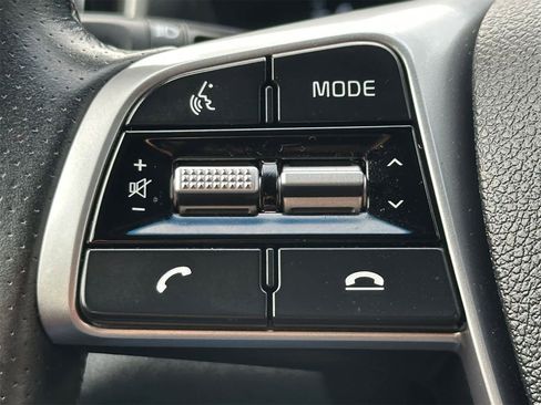 Used 2019 Kia Sorento SX image 23