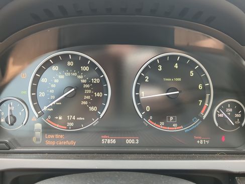 Used 2011 BMW 750Li RWD image 25