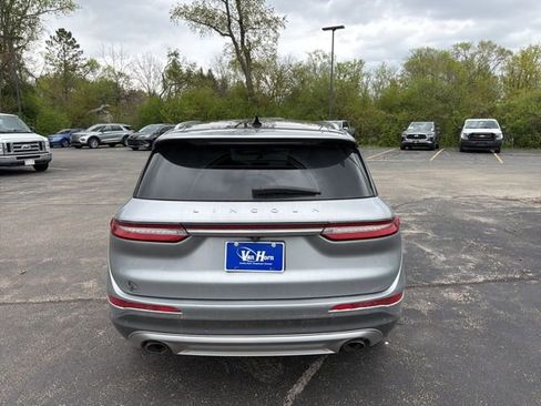 Used 2021 Lincoln Corsair AWD w/ Premium Package image 3
