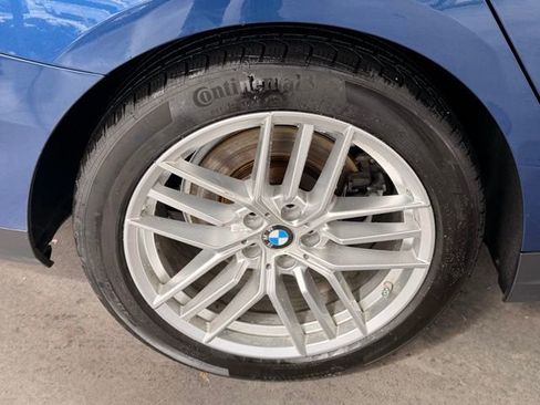 Used 2025 BMW 530i xDrive w/ Premium Package image 27