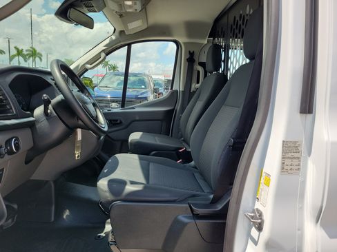 Used 2025 Ford Transit 250 Low Roof w/ Exterior Upgrade Package RWD image 11