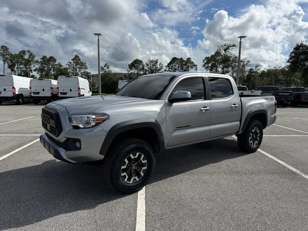 Used 2021 Toyota Tacoma TRD Off-Road w/ Technology Package AWD/4WD image 7