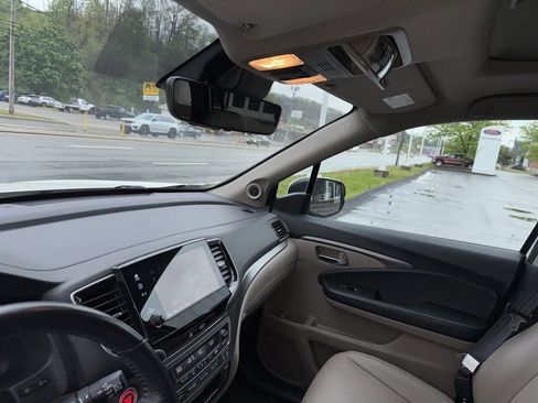 Used 2019 Honda Pilot EX-L image 6