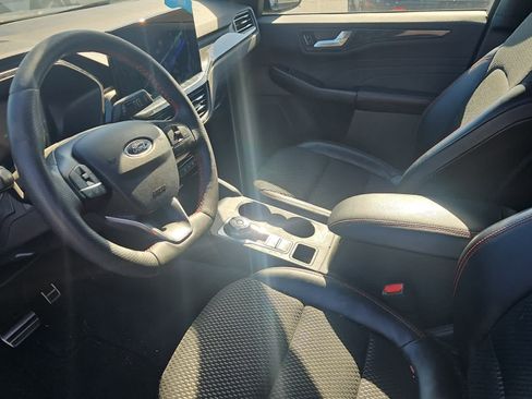 Used 2024 Ford Escape ST-Line w/ Tech Pack #1 FWD image 12