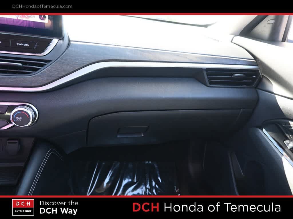 Used 2023 Nissan Altima 2.5 SV w/ SV Premium Package FWD image 14